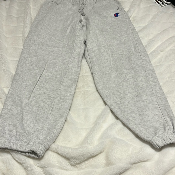 Light grey champion sweatpants - Picture 1 of 3